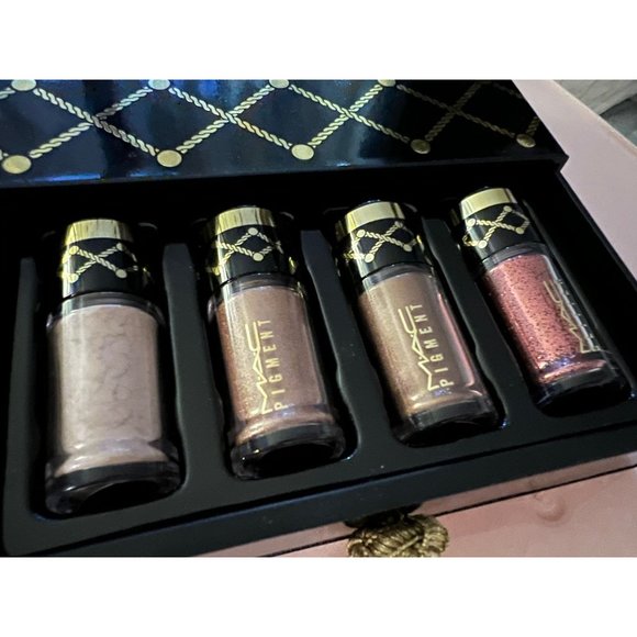 NEW MAC Nutcracker Sweet Bronze Pigments and Glitter Kit - Picture 2 of 5